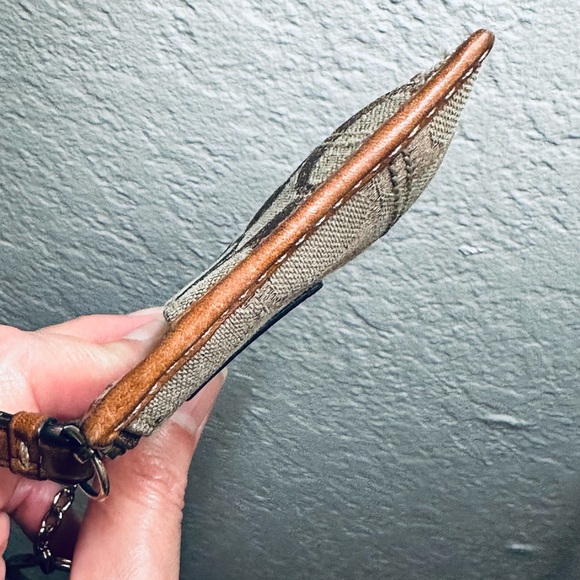 Coach Tan Signature Canvas with Leather Mini Zip Coin Card Case W/ Key Ring - Picture 6 of 12